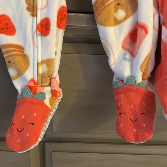 NWT Lot of 3 Carters Zip Up Fleecy Pajamas One Pieces 18 months - Picture 7 of 9